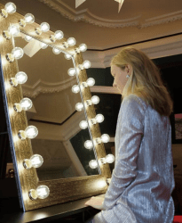makeup-mirror-with-lights