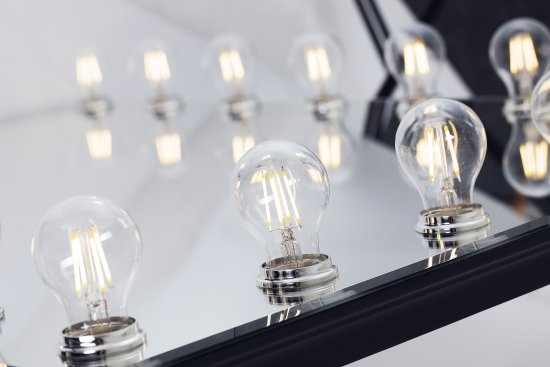 sminkspegel-sminkbord-lampor-loge