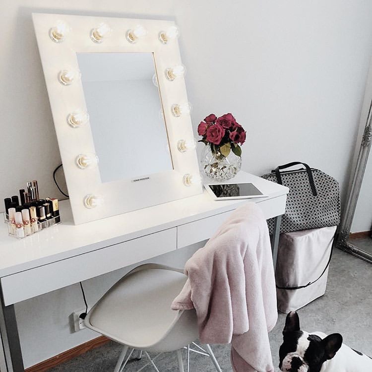 makeup-mirror-with-lights-vanity-icon